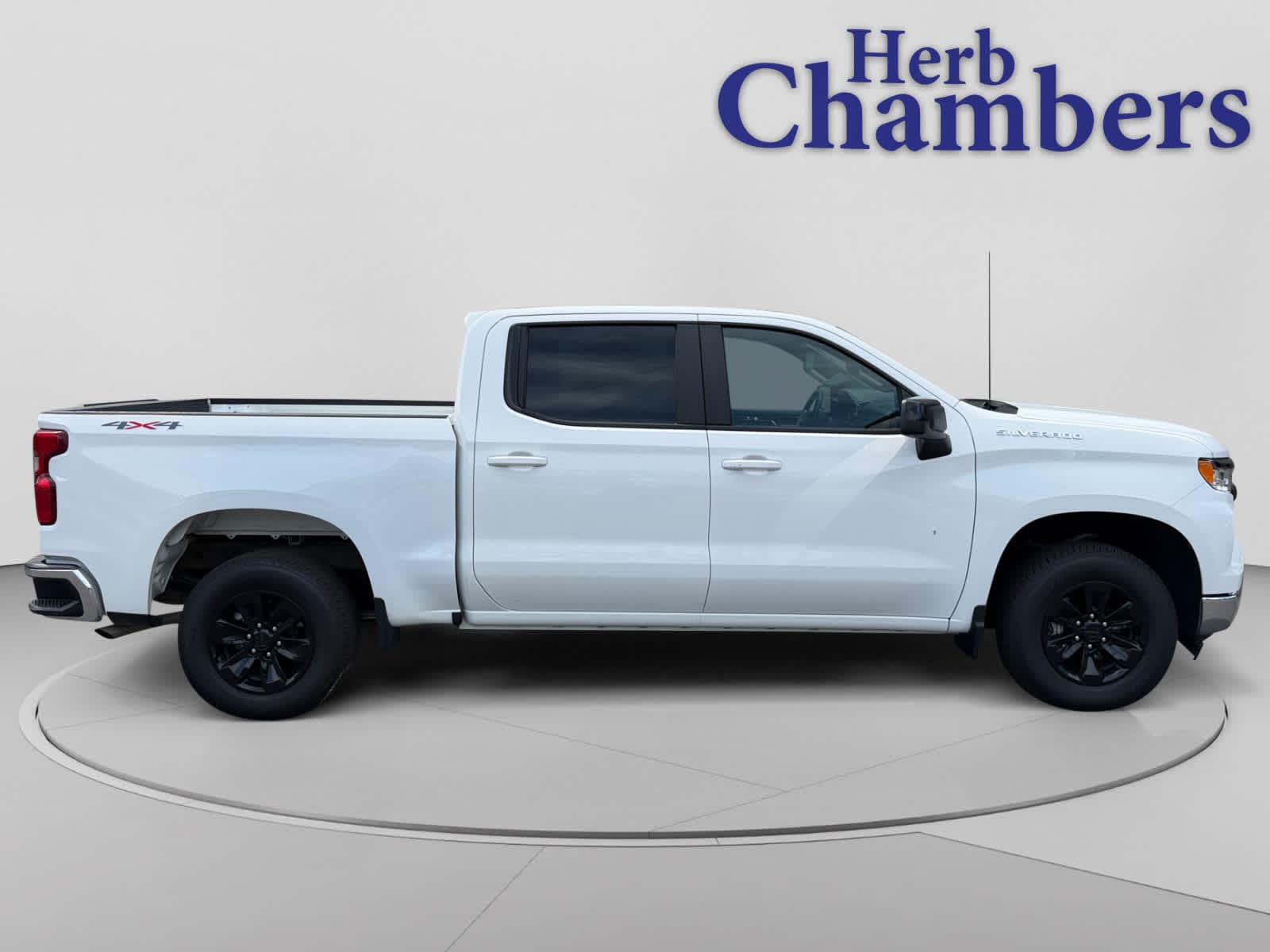 2025 Chevrolet Silverado 1500 LT - Photo 10