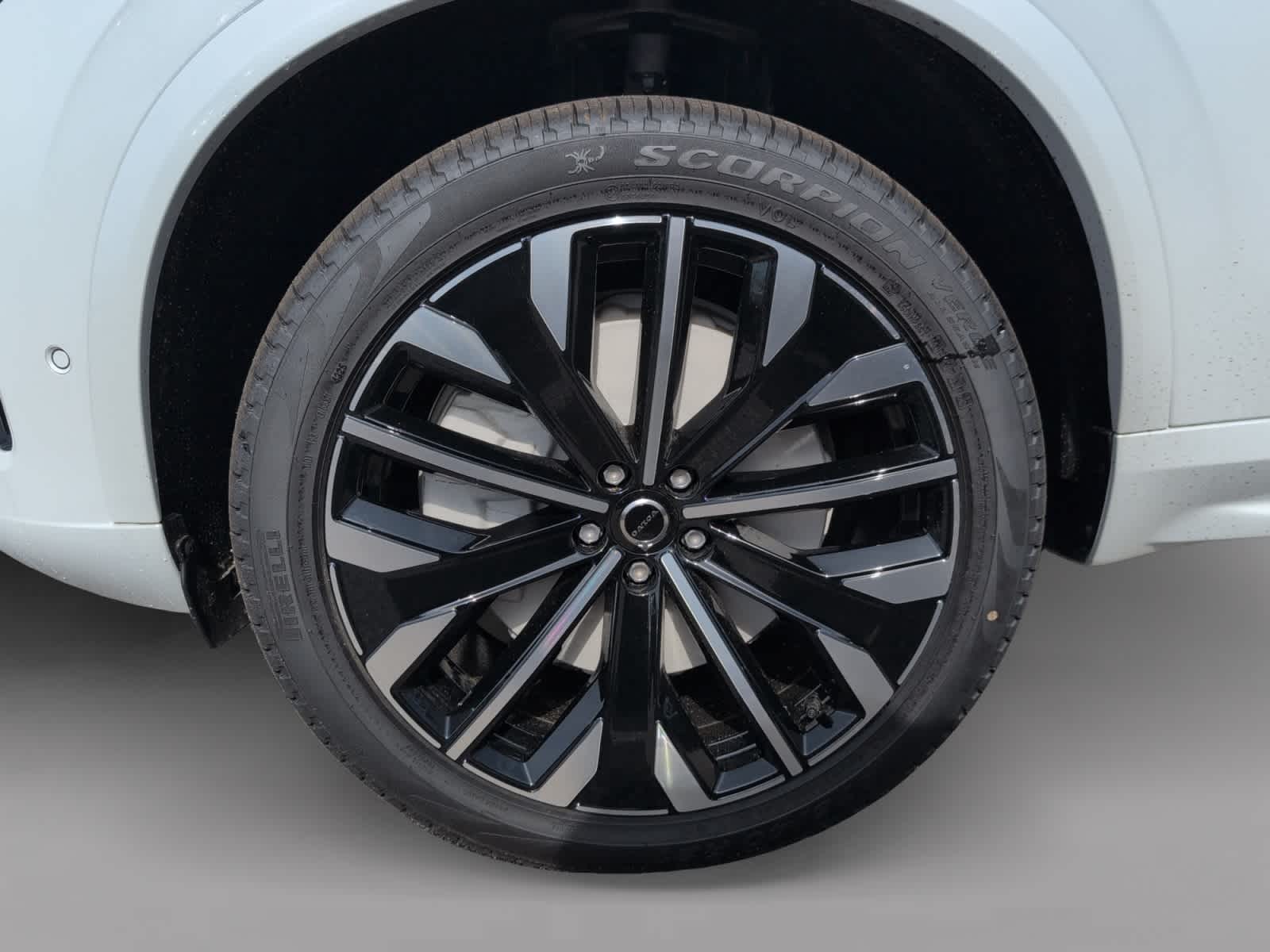 new 2026 Volvo XC90 plug-in hybrid car, priced at $86,205