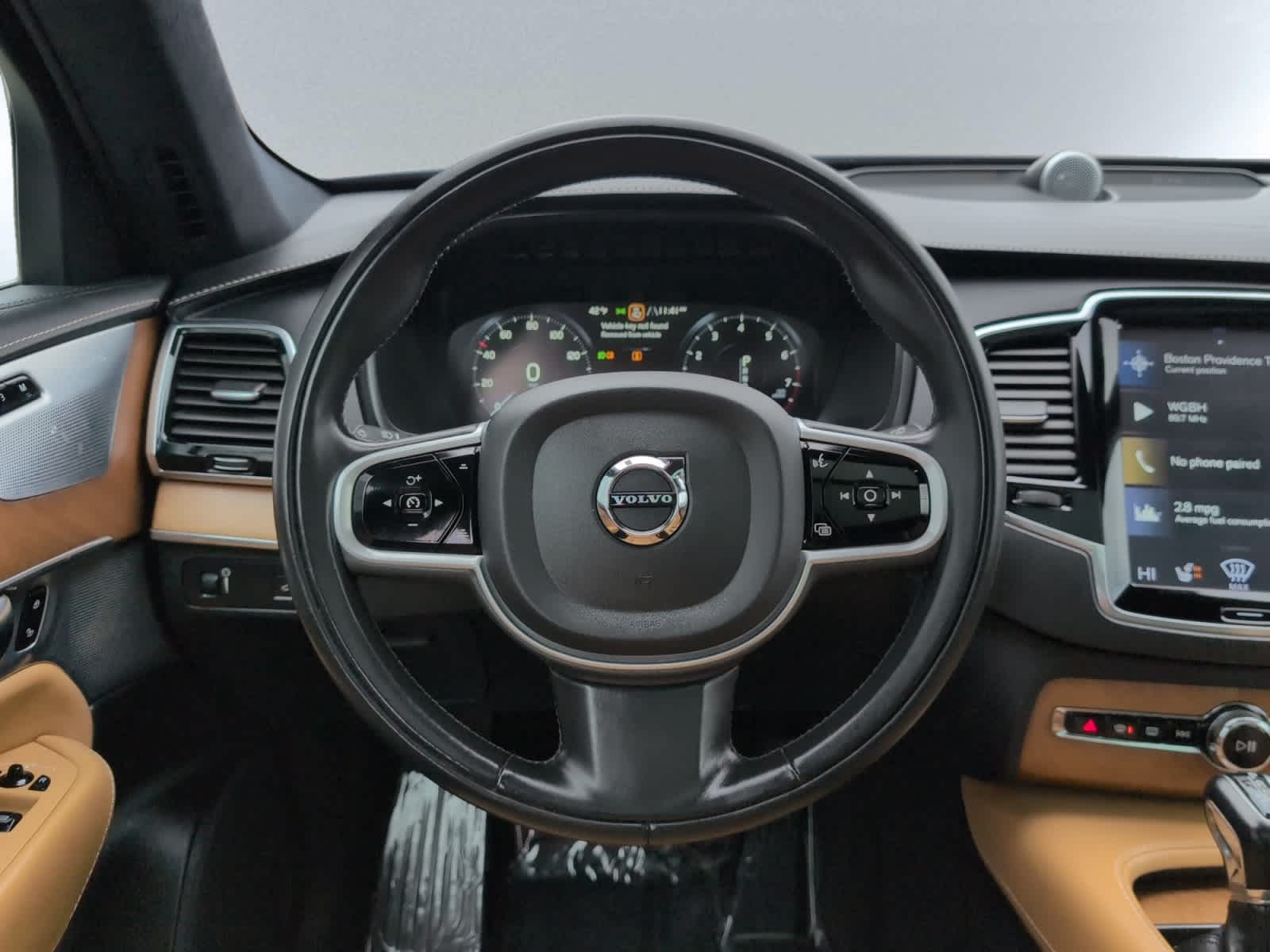 used 2019 Volvo XC90 car, priced at $19,498