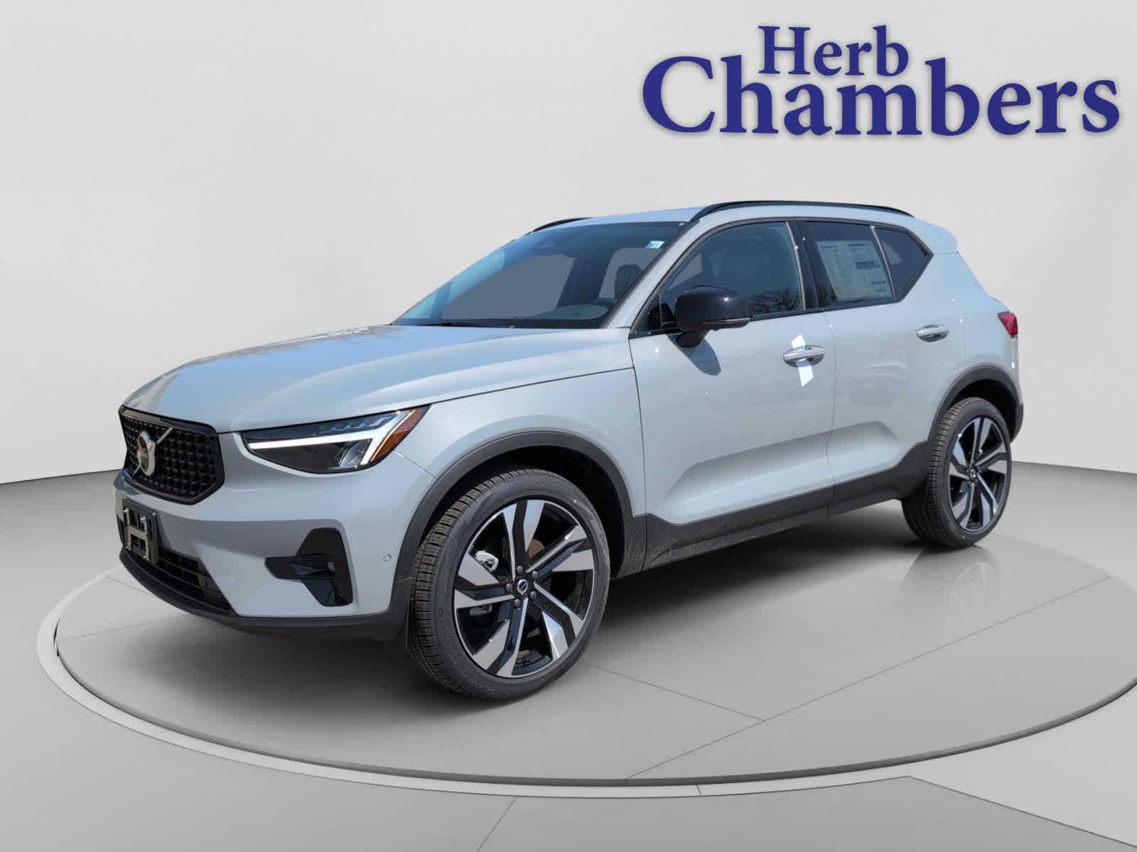 new 2026 Volvo XC40 car, priced at $51,960