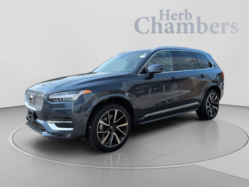 Used 2025 Volvo XC90 B5 Plus SUV