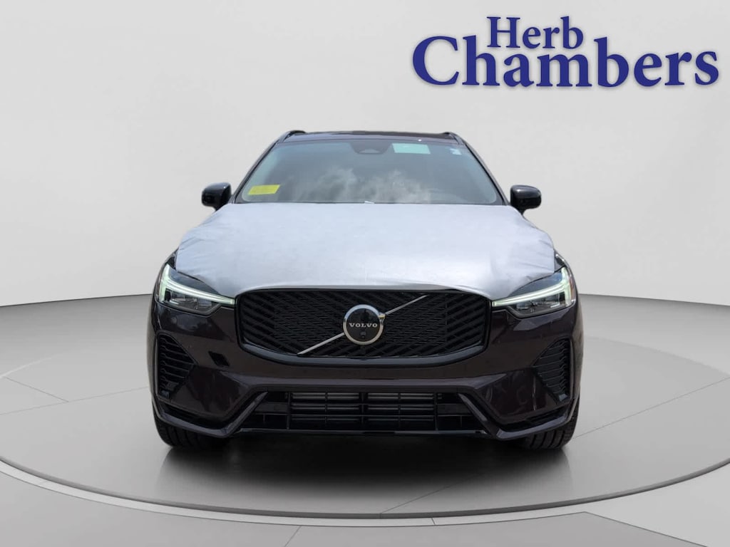New 2026 Volvo XC60 plug-in hybrid T8 Ultra SUV