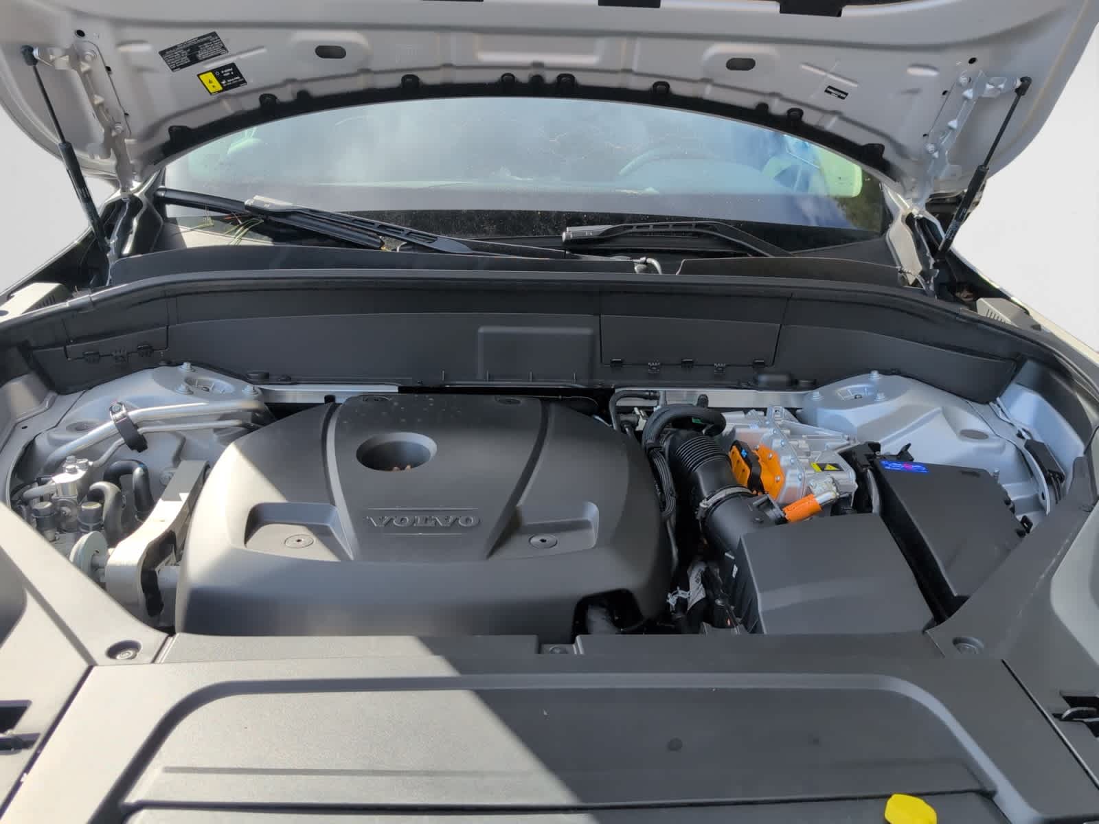 used 2025 Volvo XC90 plug-in hybrid car, priced at $78,455