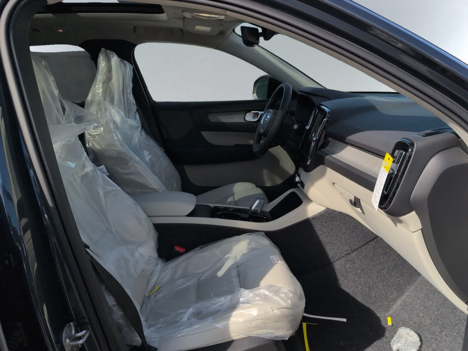 new 2026 Volvo XC40 car, priced at $51,960