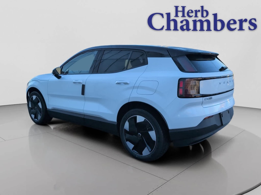 New 2026 Volvo EX30 Twin Motor Plus SUV