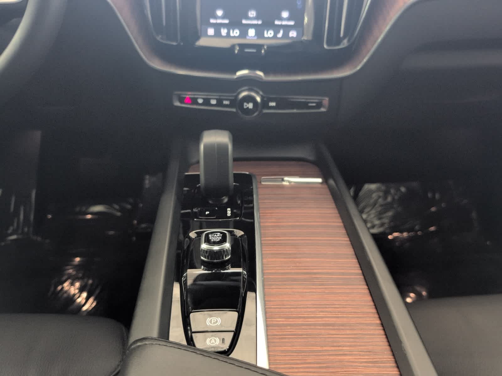 used 2023 Volvo XC60 car, priced at $35,498