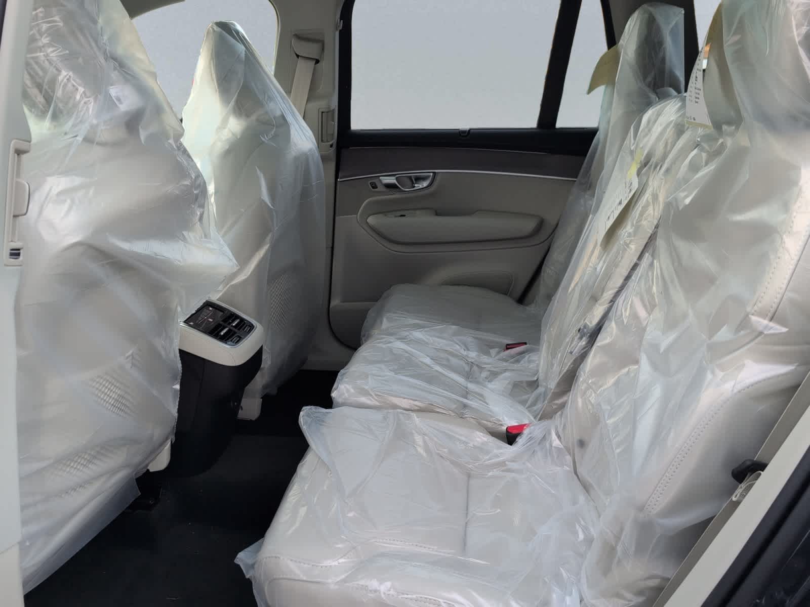 new 2026 Volvo XC90 car, priced at $75,270