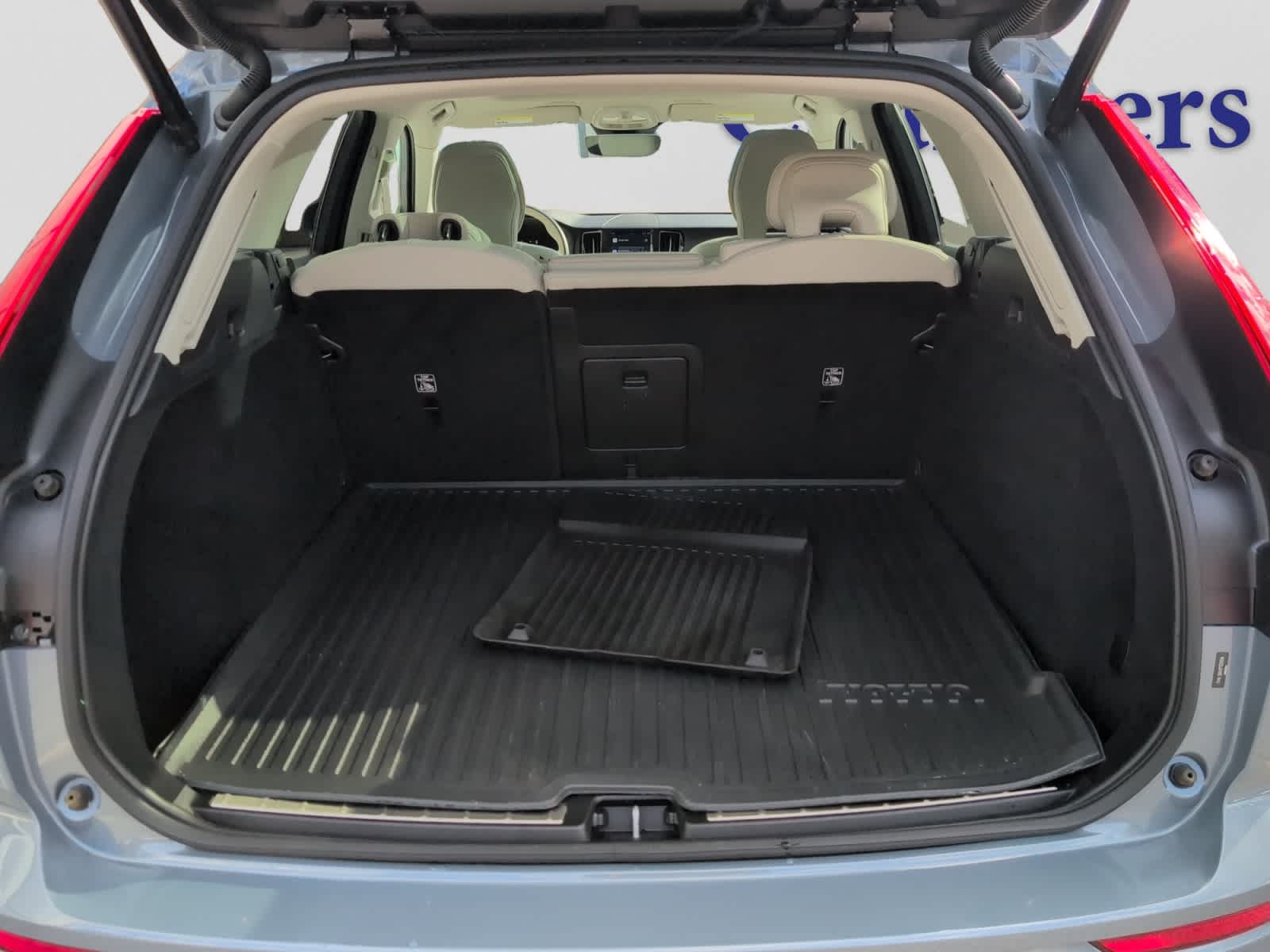 used 2023 Volvo XC60 car, priced at $31,798