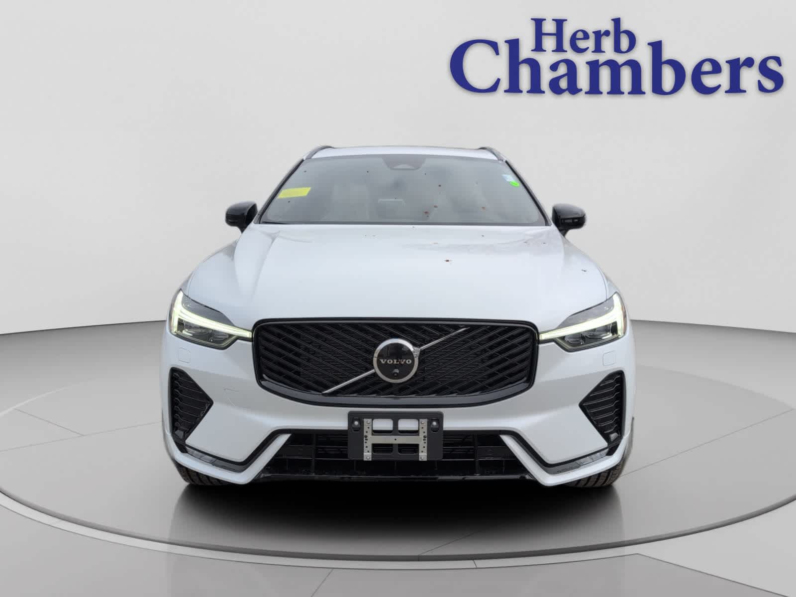 new 2026 Volvo XC60 car, priced at $57,985