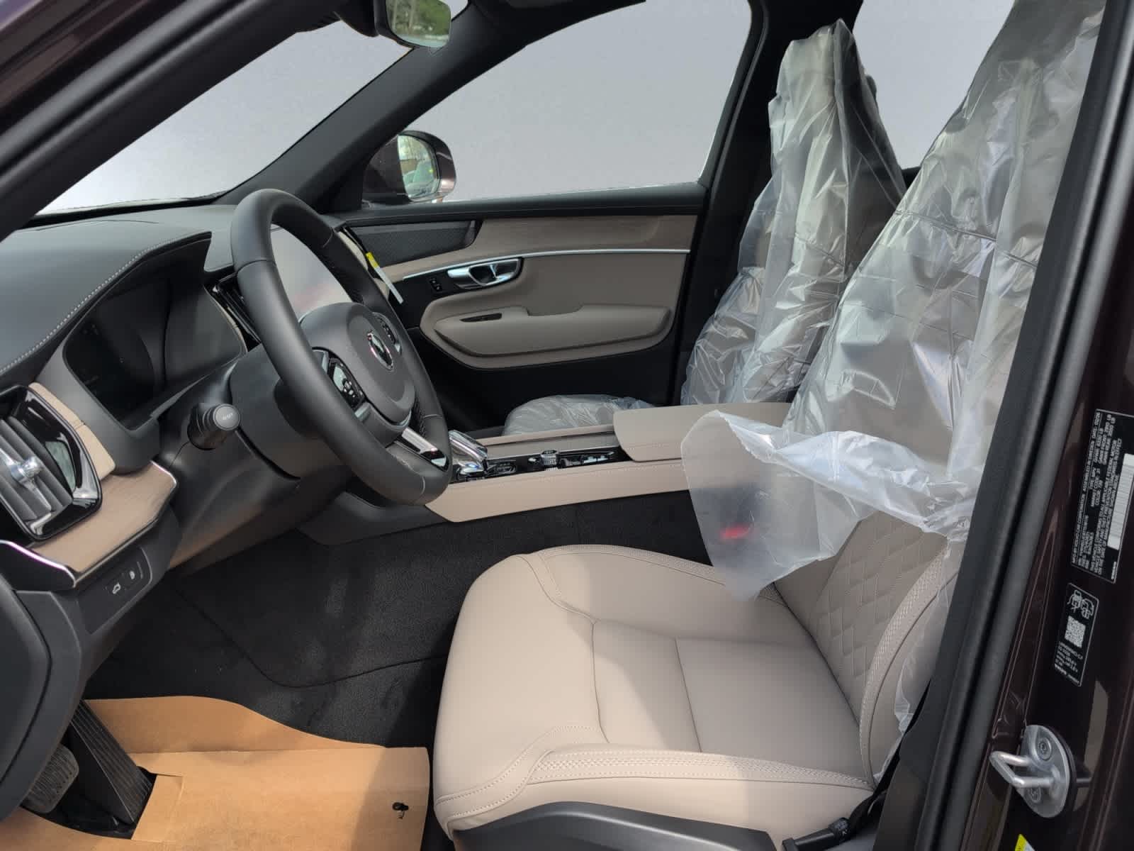 new 2026 Volvo XC90 plug-in hybrid car, priced at $82,455