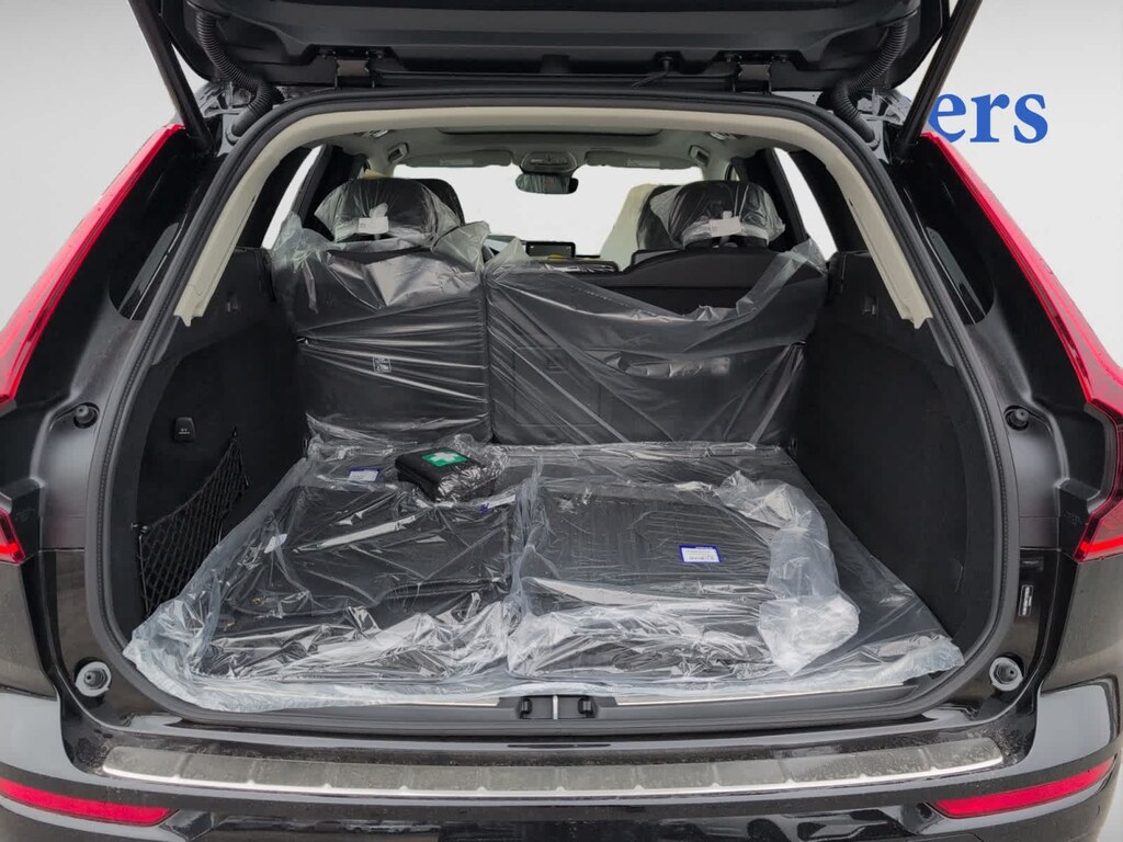 New 2026 Volvo XC60 B5 Ultra SUV