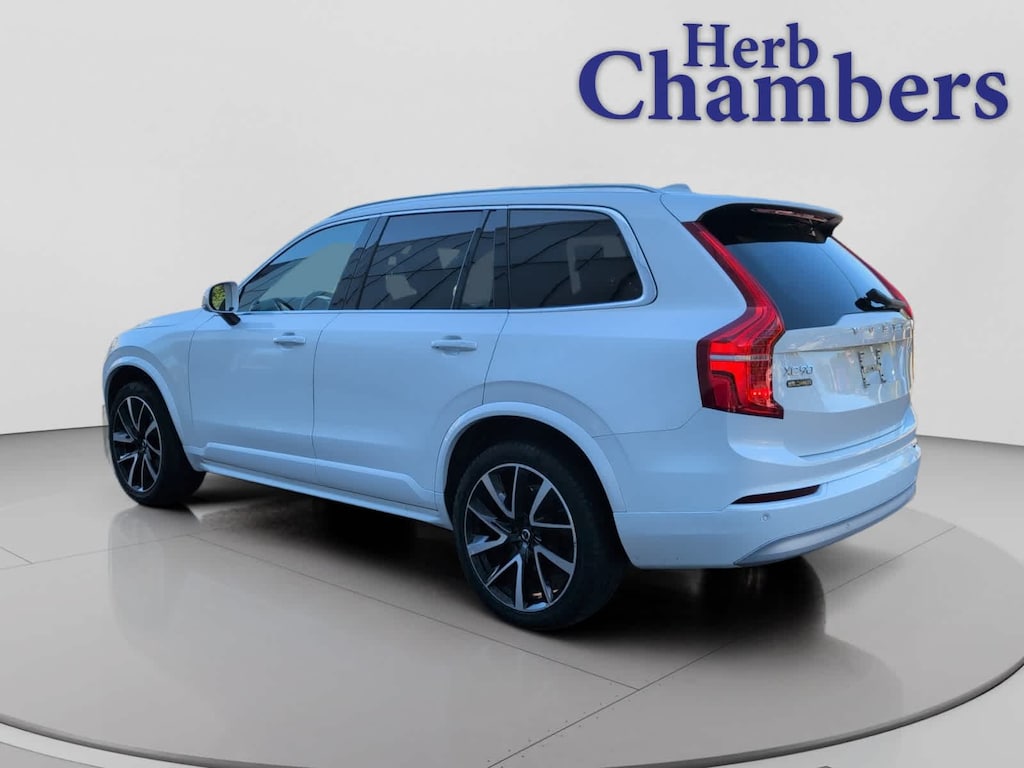 Used 2022 Volvo XC90 T6 AWD Momentum 7 Seater SUV