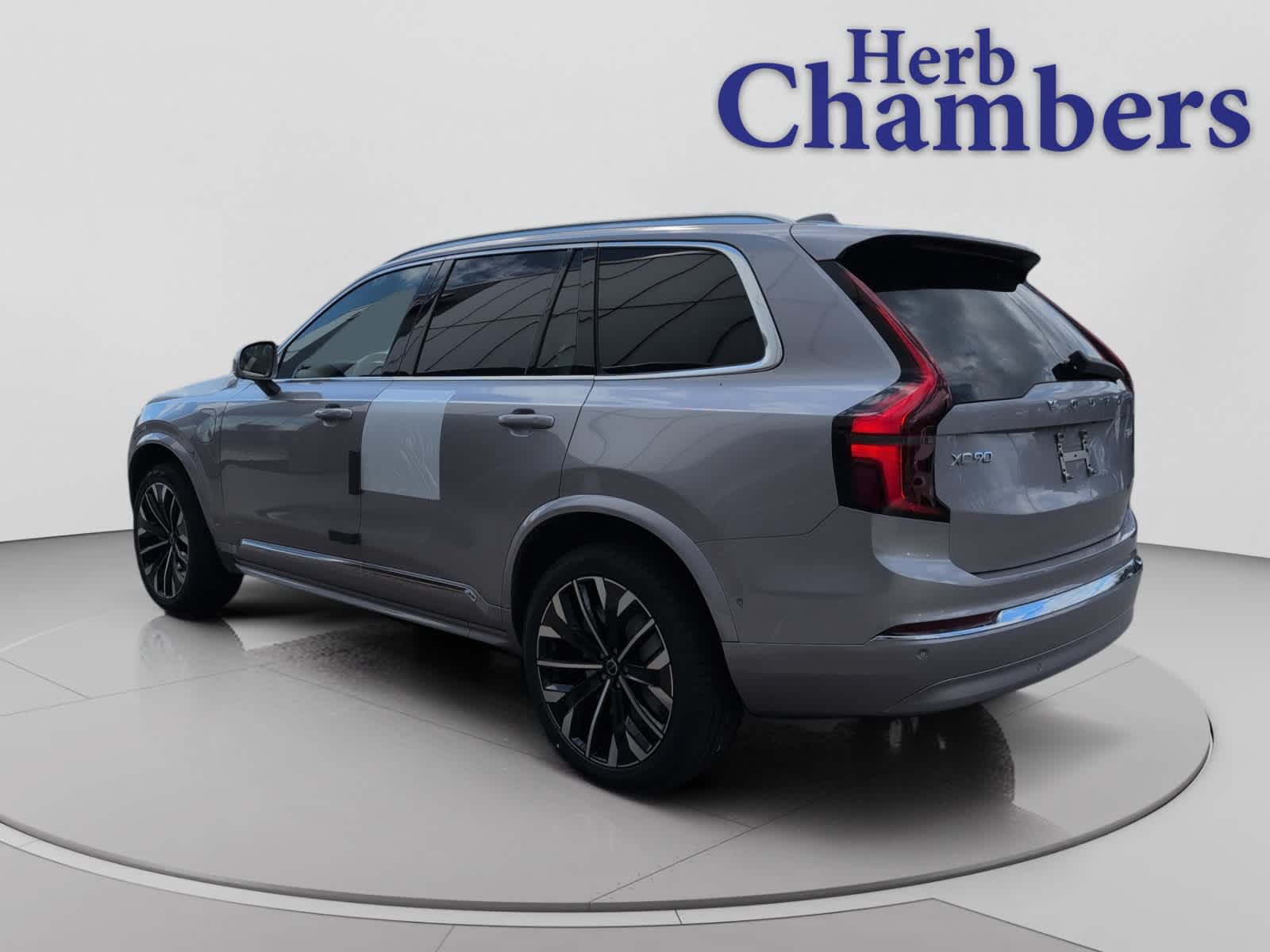 new 2026 Volvo XC90 plug-in hybrid car, priced at $81,955