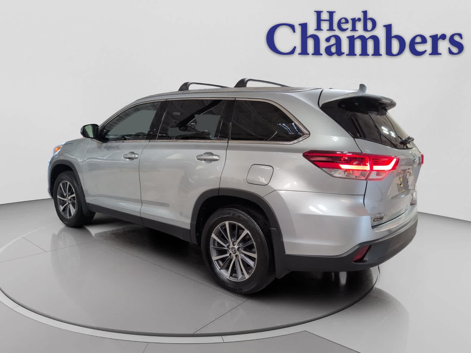 used 2019 Toyota Highlander car, priced at $24,998