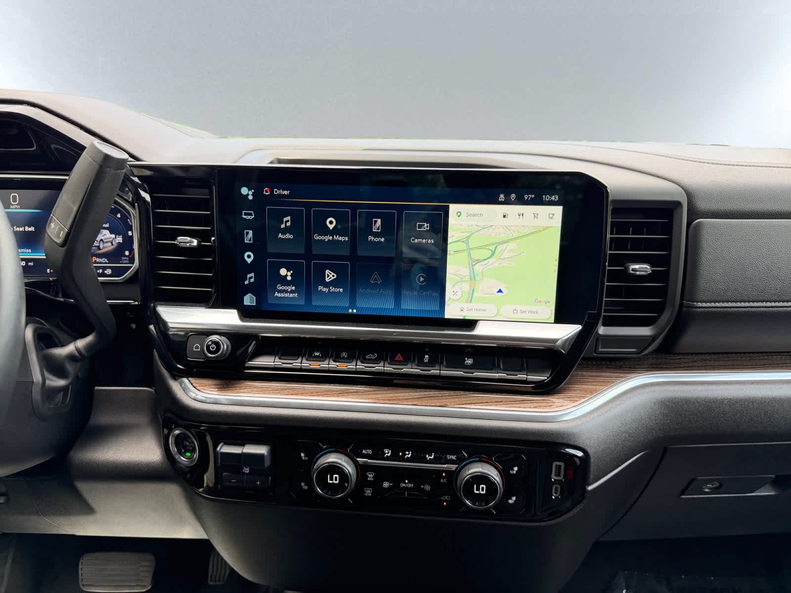2025 Chevrolet Silverado 1500 LT - Photo 13