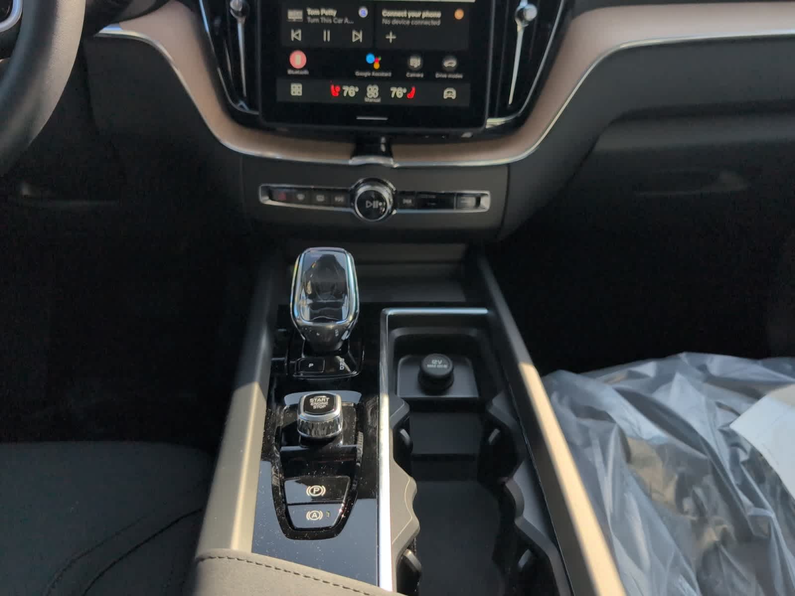 new 2026 Volvo XC60 car, priced at $58,105