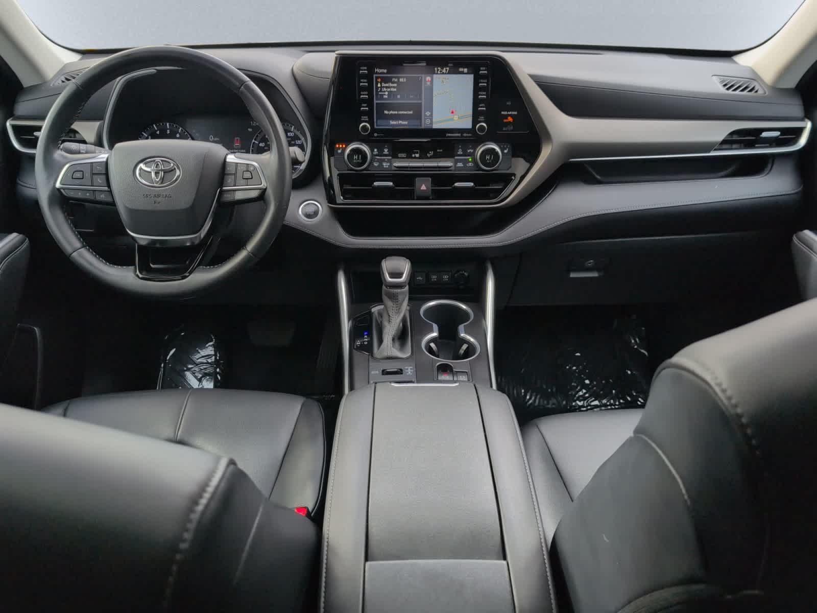 used 2020 Toyota Highlander car, priced at $27,998