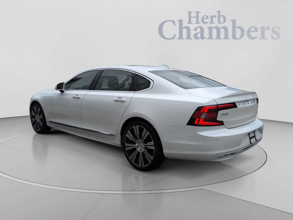 Used 2024 Volvo S90 B6 Ultimate Sedan