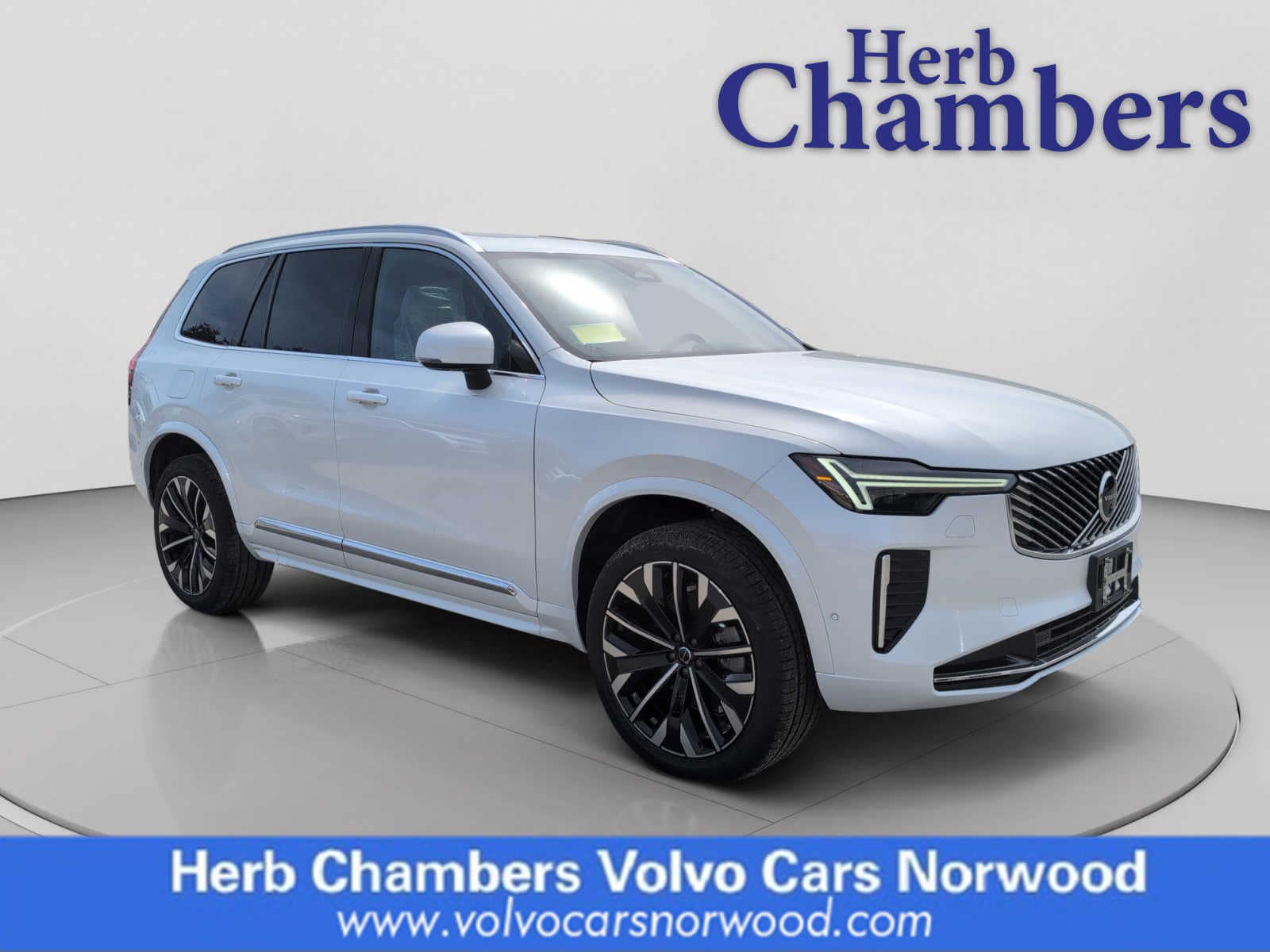 new 2026 Volvo XC90 car, priced at $71,945