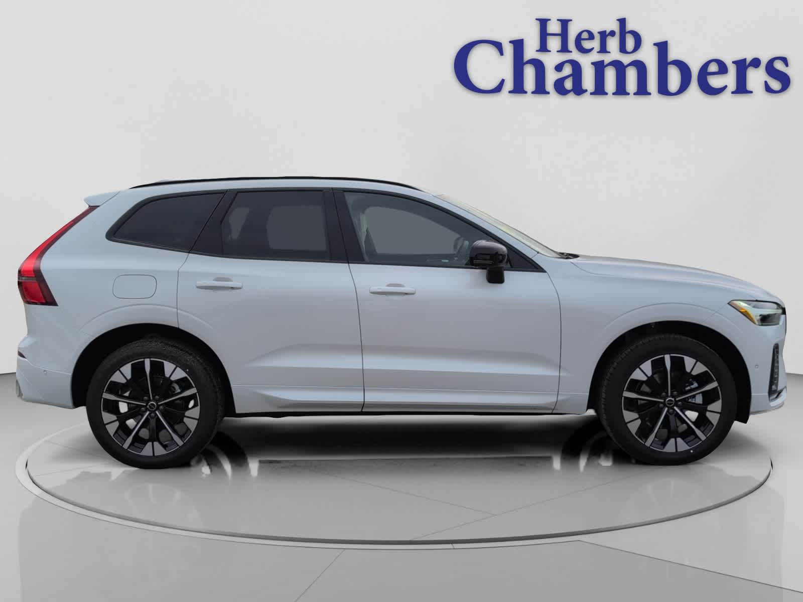 new 2026 Volvo XC60 car, priced at $57,985
