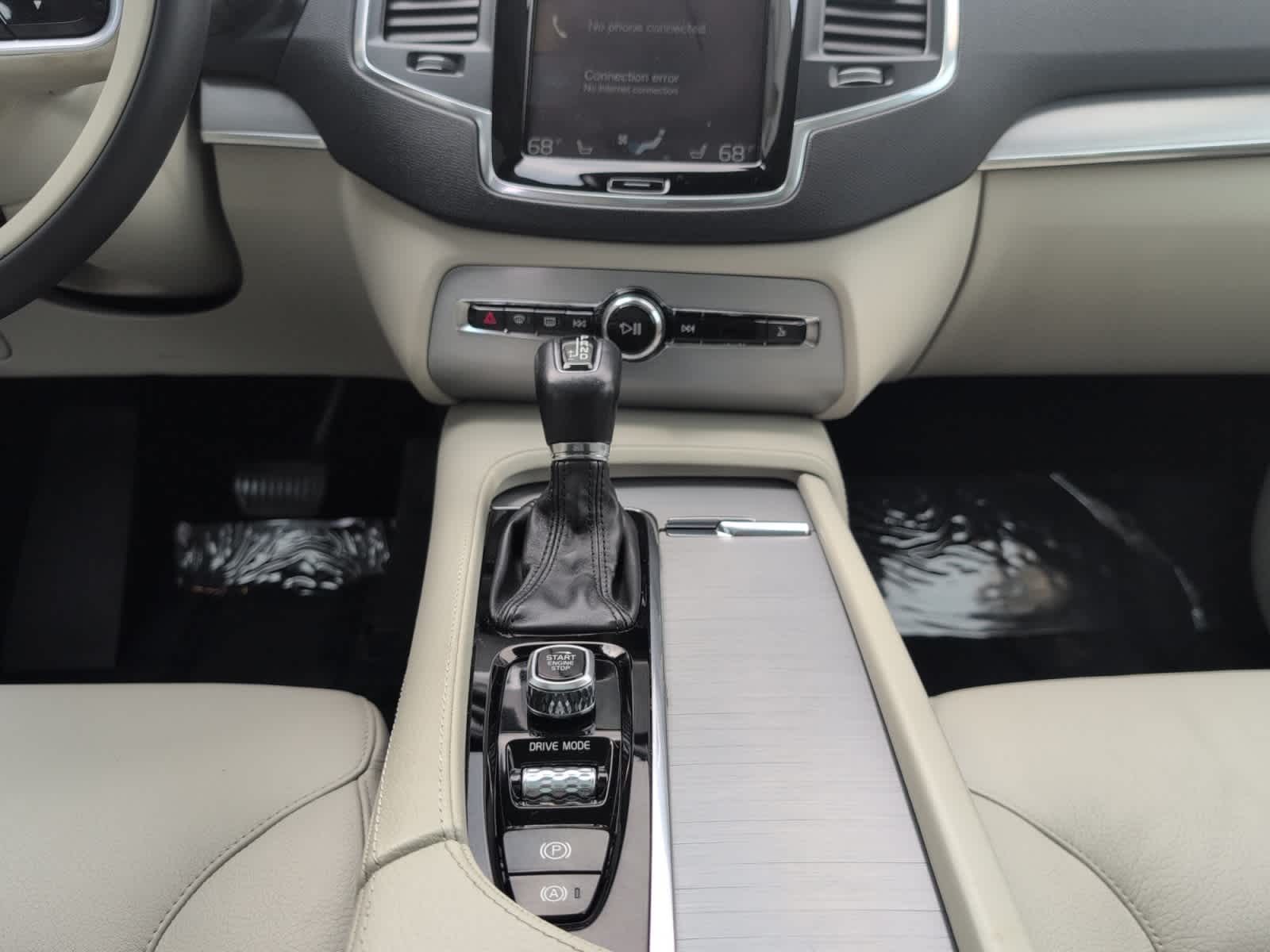 used 2021 Volvo XC90 car, priced at $25,998