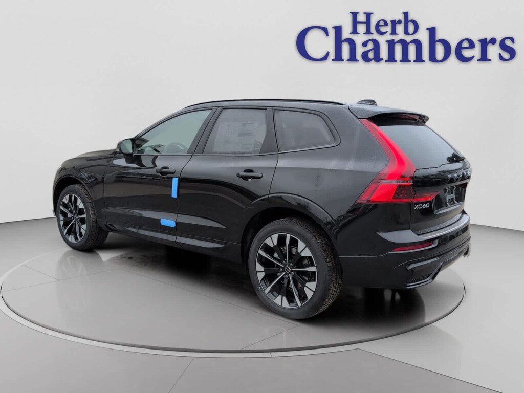 New 2026 Volvo XC60 B5 Plus SUV