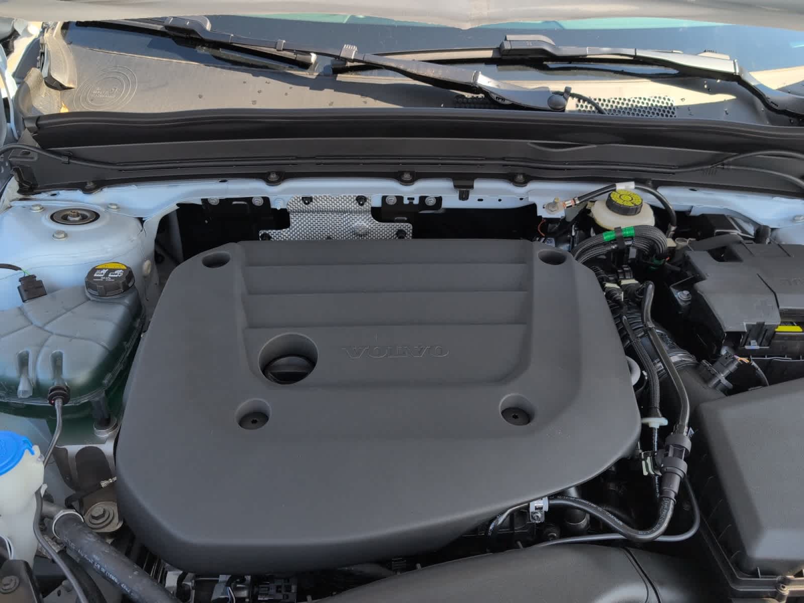 new 2026 Volvo XC40 car, priced at $50,035