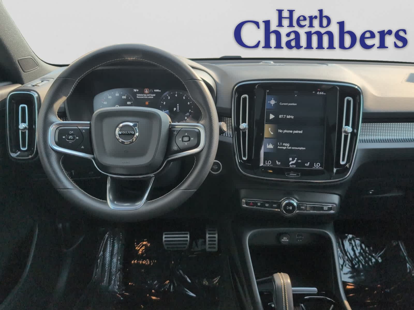 2021 Volvo XC40 6