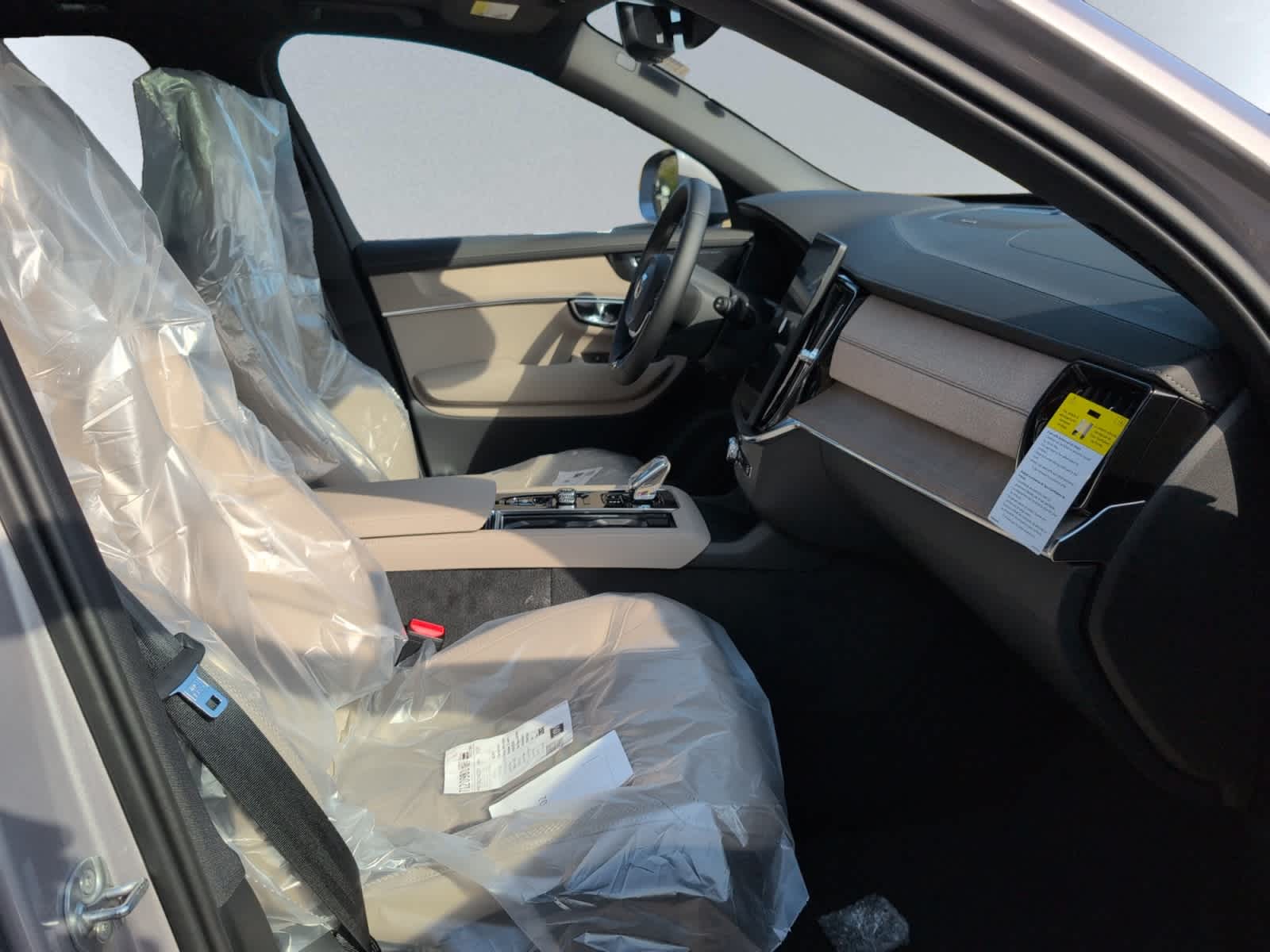new 2026 Volvo XC90 car, priced at $71,945