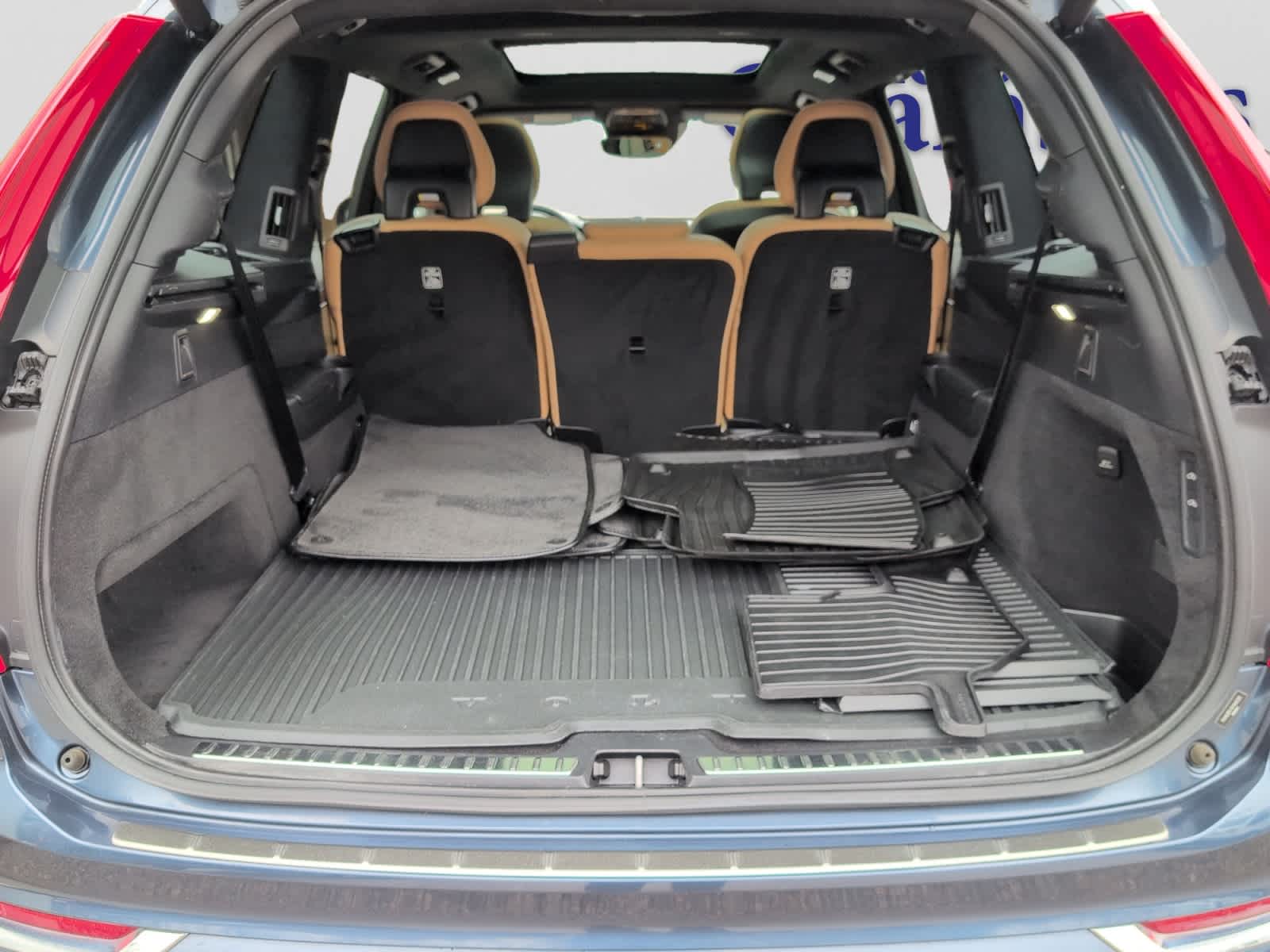 used 2019 Volvo XC90 car, priced at $19,498