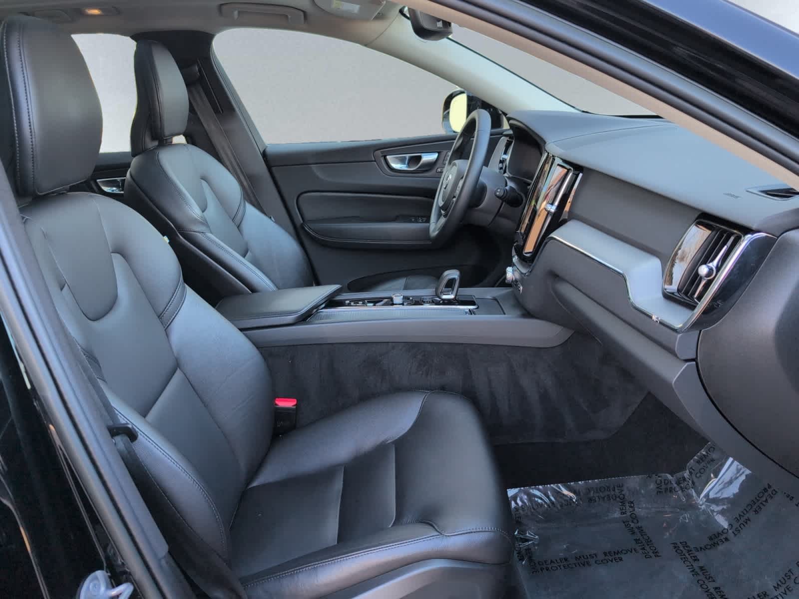 used 2023 Volvo XC60 car, priced at $29,998