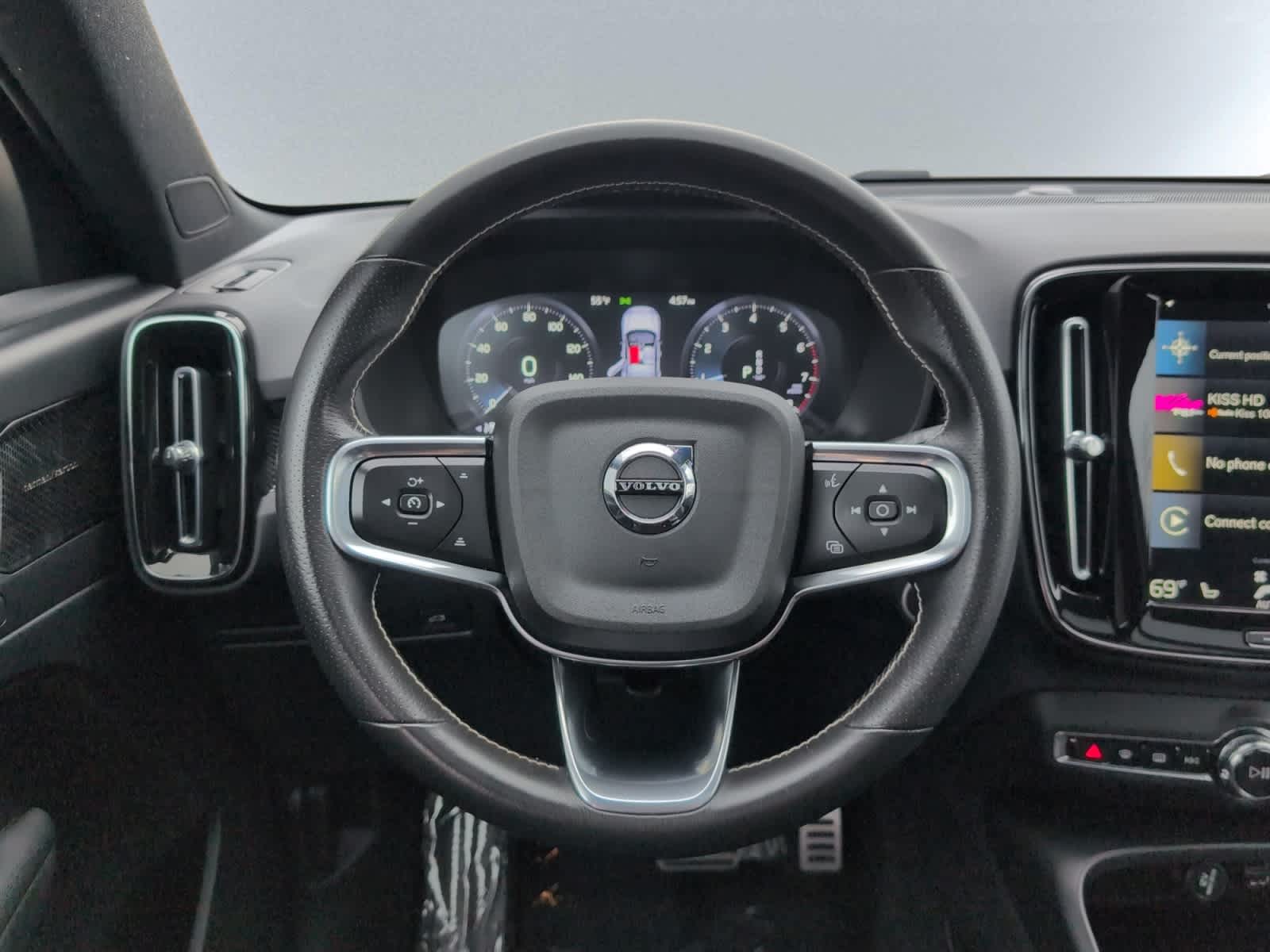 used 2021 Volvo XC40 car, priced at $22,998