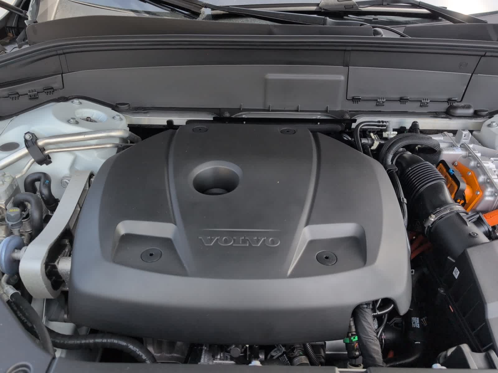 new 2026 Volvo XC90 plug-in hybrid car, priced at $85,320