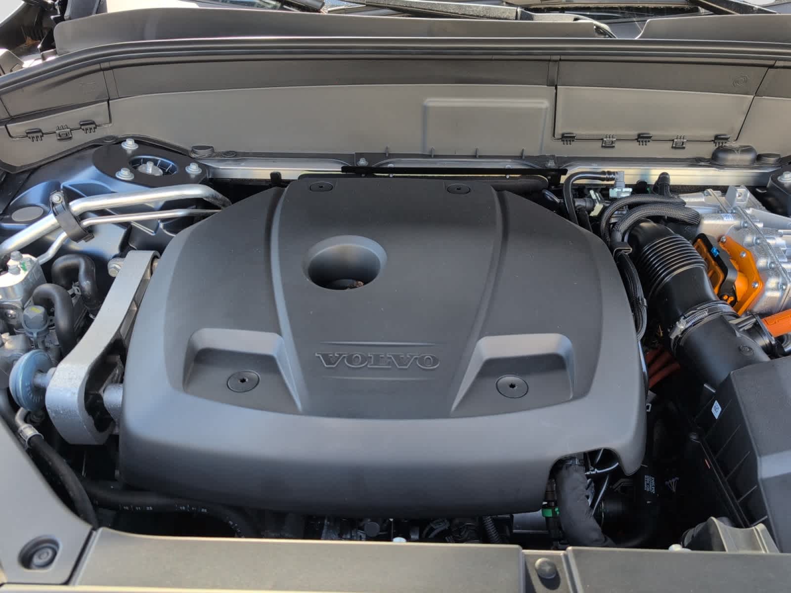 new 2026 Volvo XC90 plug-in hybrid car, priced at $92,625