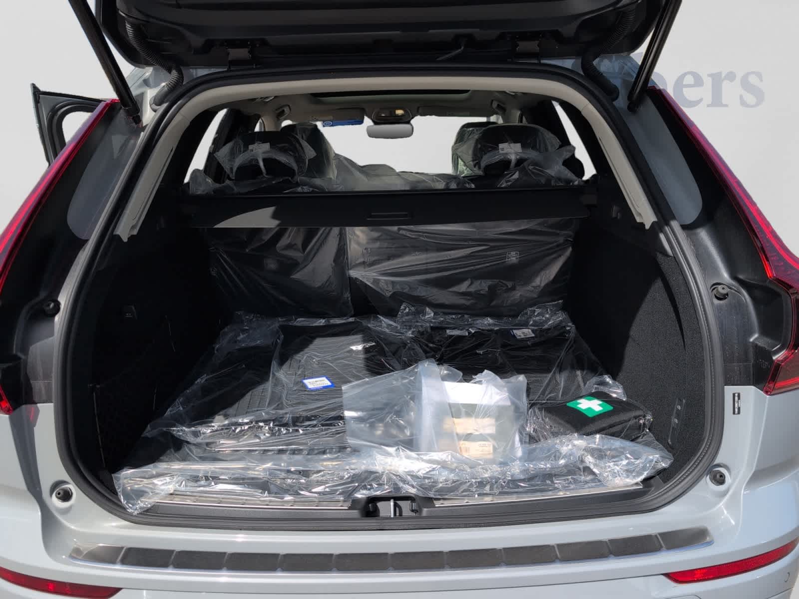 New 2026 Volvo XC60 B5 Ultra SUV