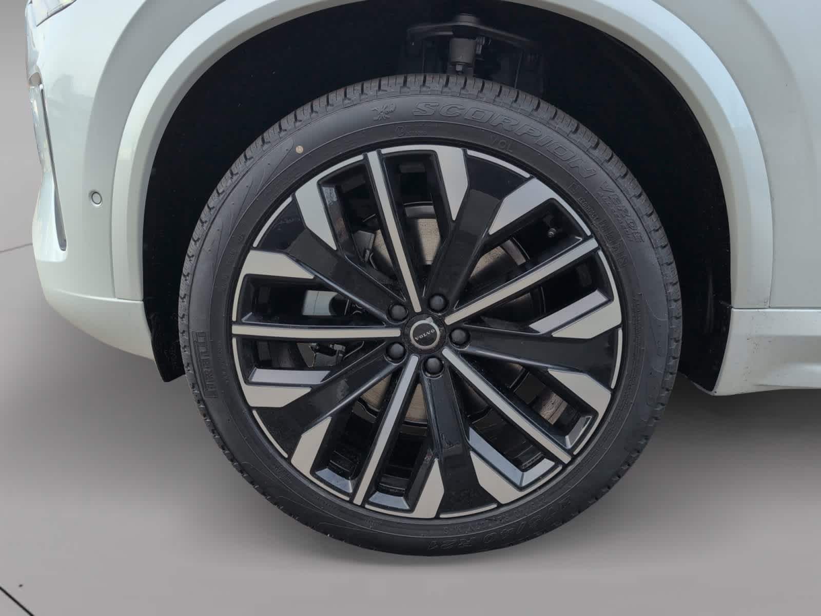 new 2026 Volvo XC90 car, priced at $71,400