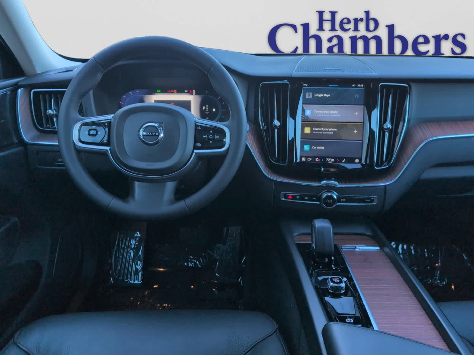 used 2023 Volvo XC60 car, priced at $35,998