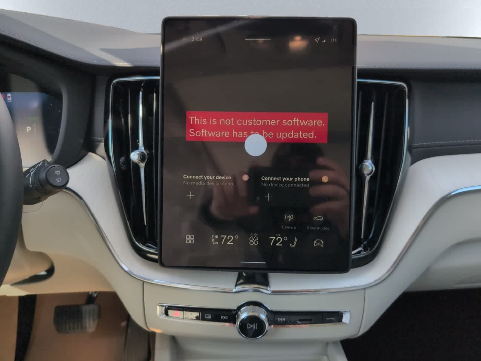 new 2026 Volvo XC60 plug-in hybrid car, priced at $75,845