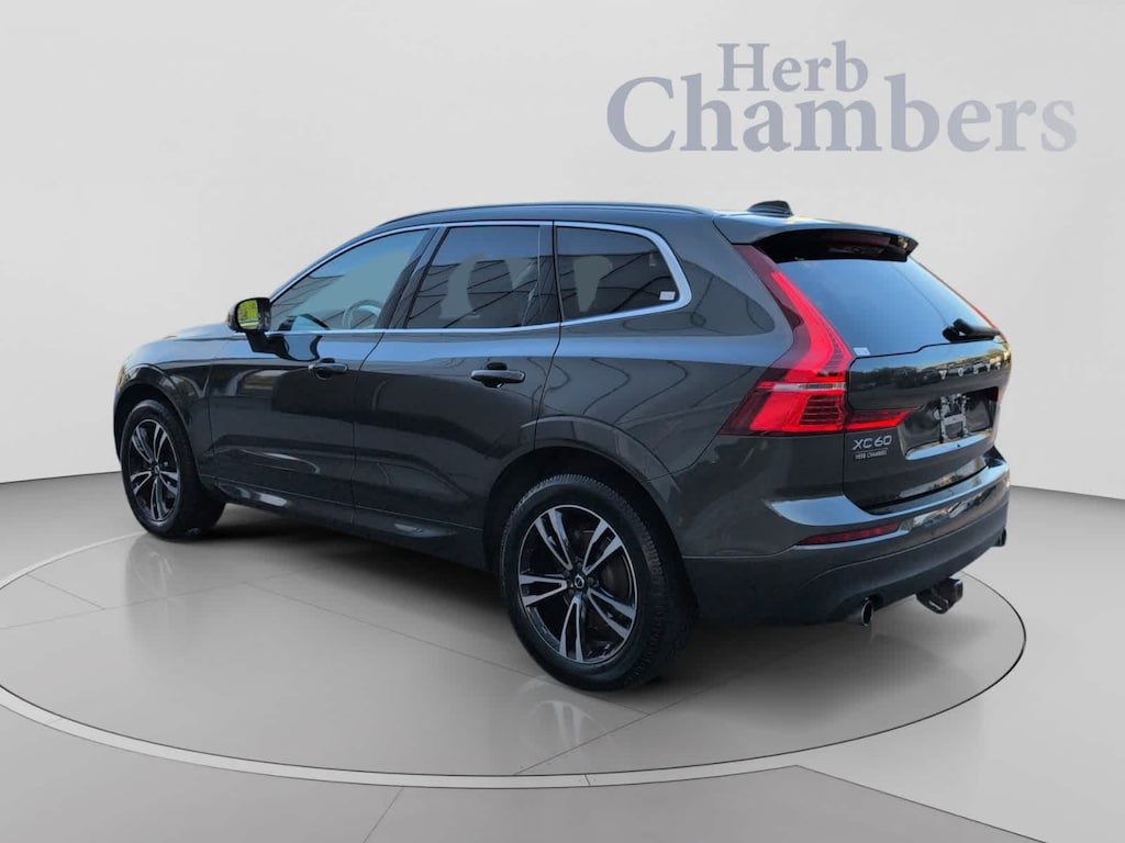 Used 2020 Volvo XC60 T5 Momentum SUV