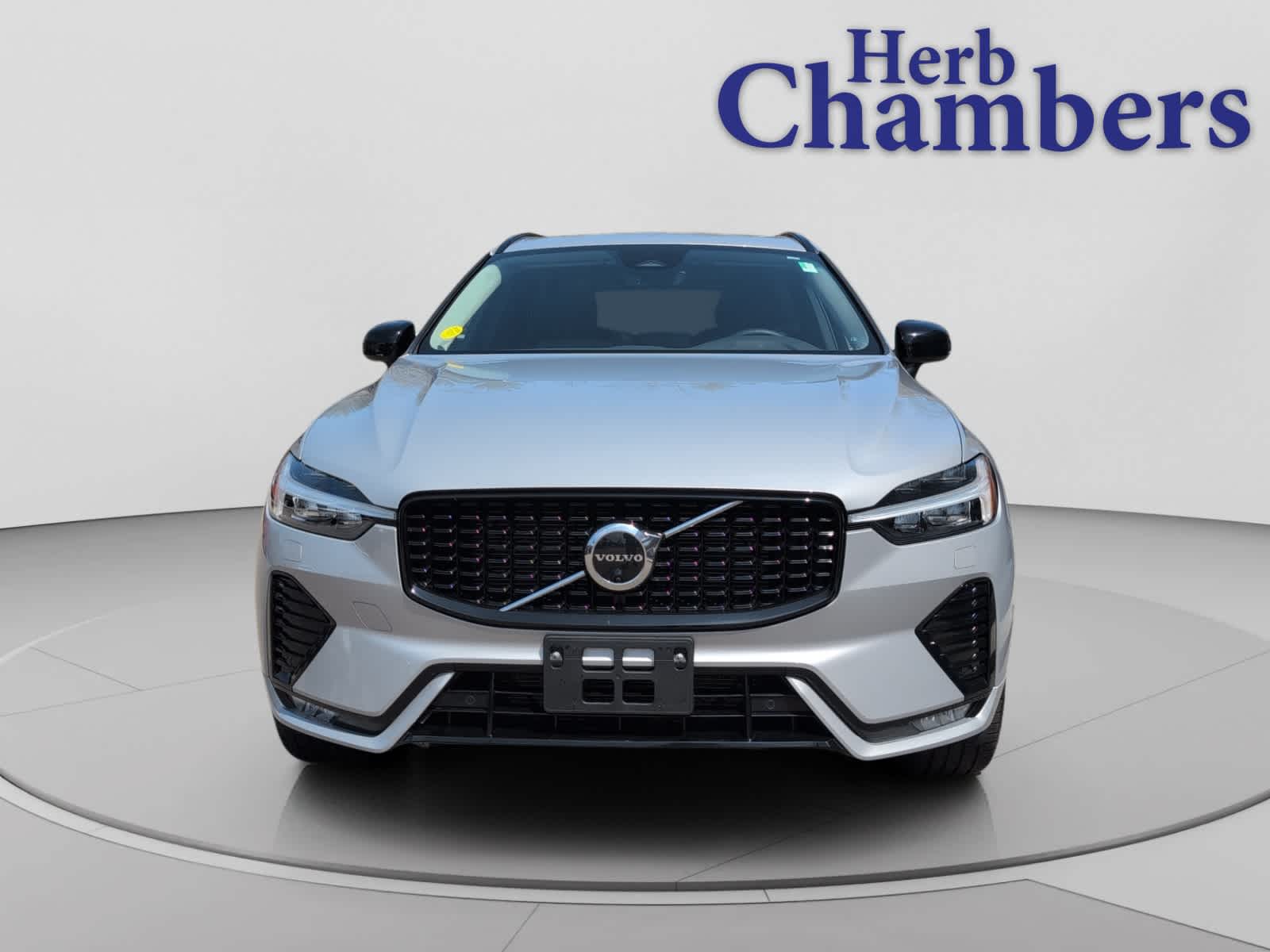 used 2023 Volvo XC60 car, priced at $35,998