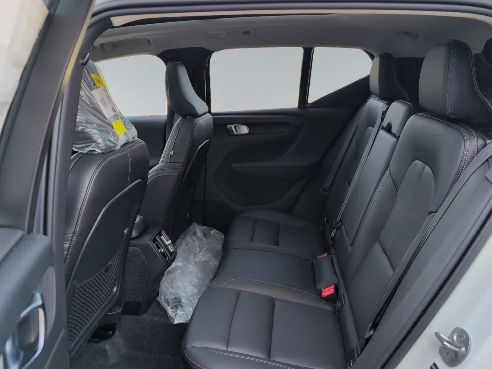 new 2026 Volvo XC40 car, priced at $51,960