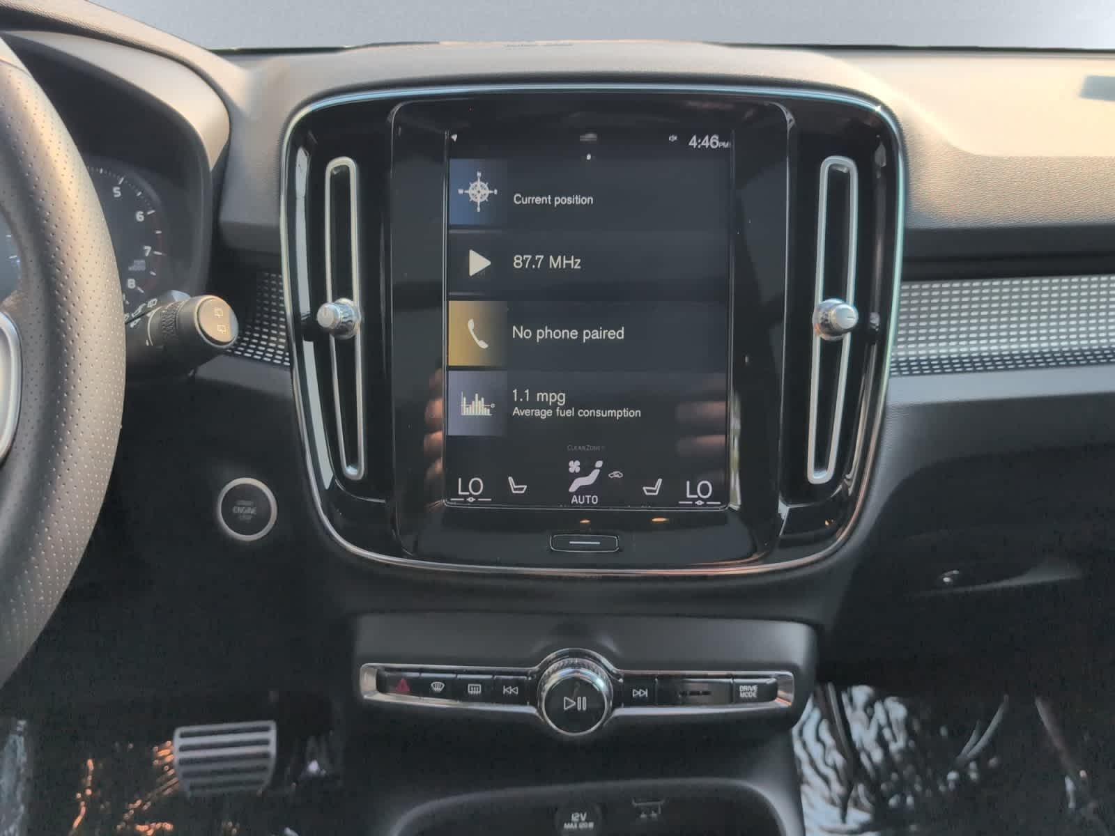 2021 Volvo XC40 14