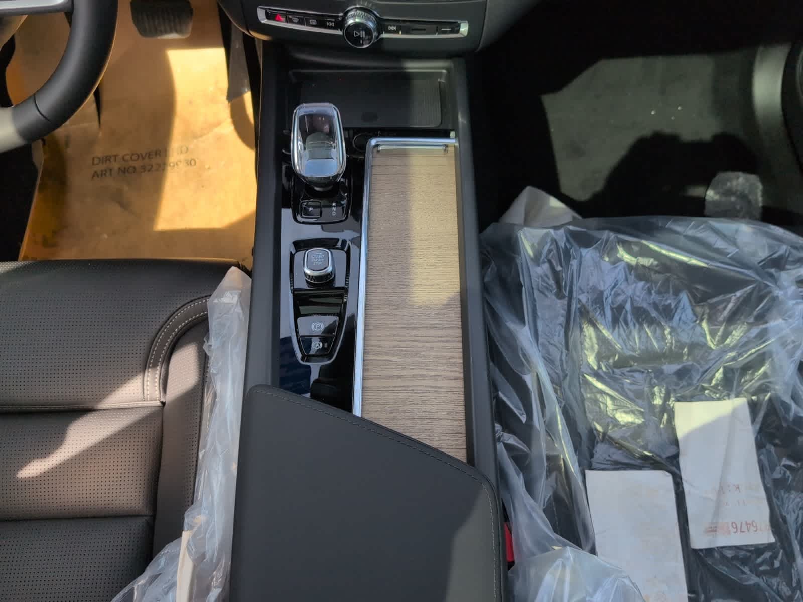 new 2026 Volvo XC60 car, priced at $70,885
