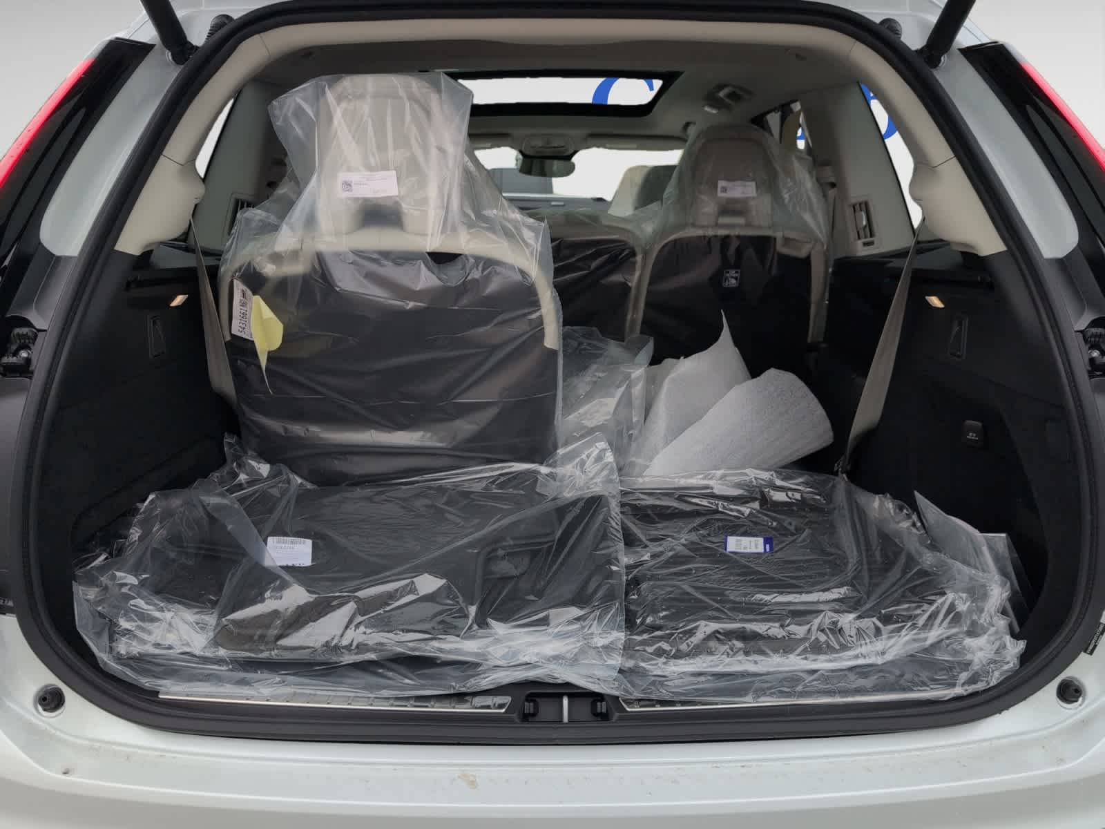 new 2026 Volvo XC90 car, priced at $75,155