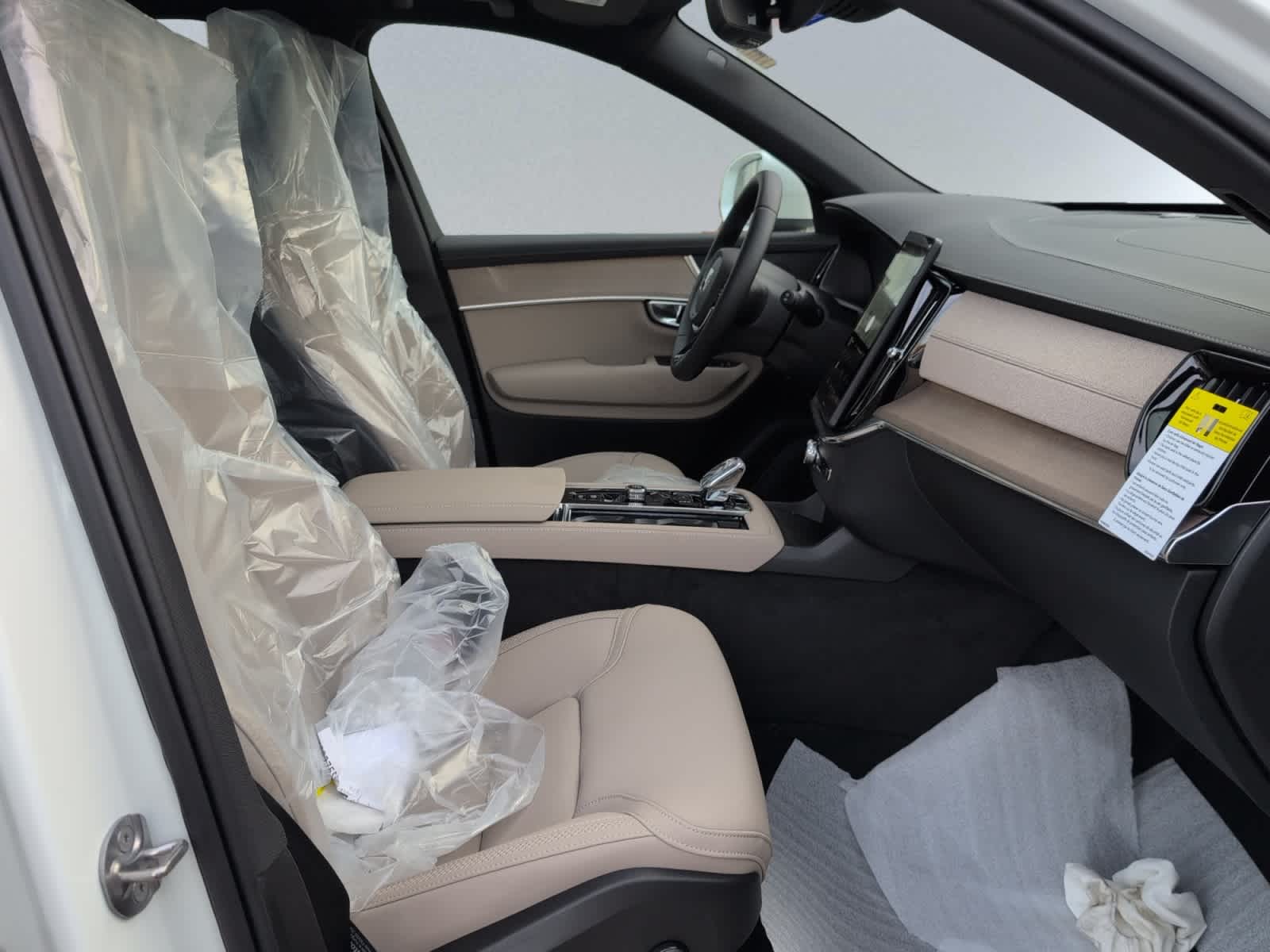 new 2026 Volvo XC90 car, priced at $71,400