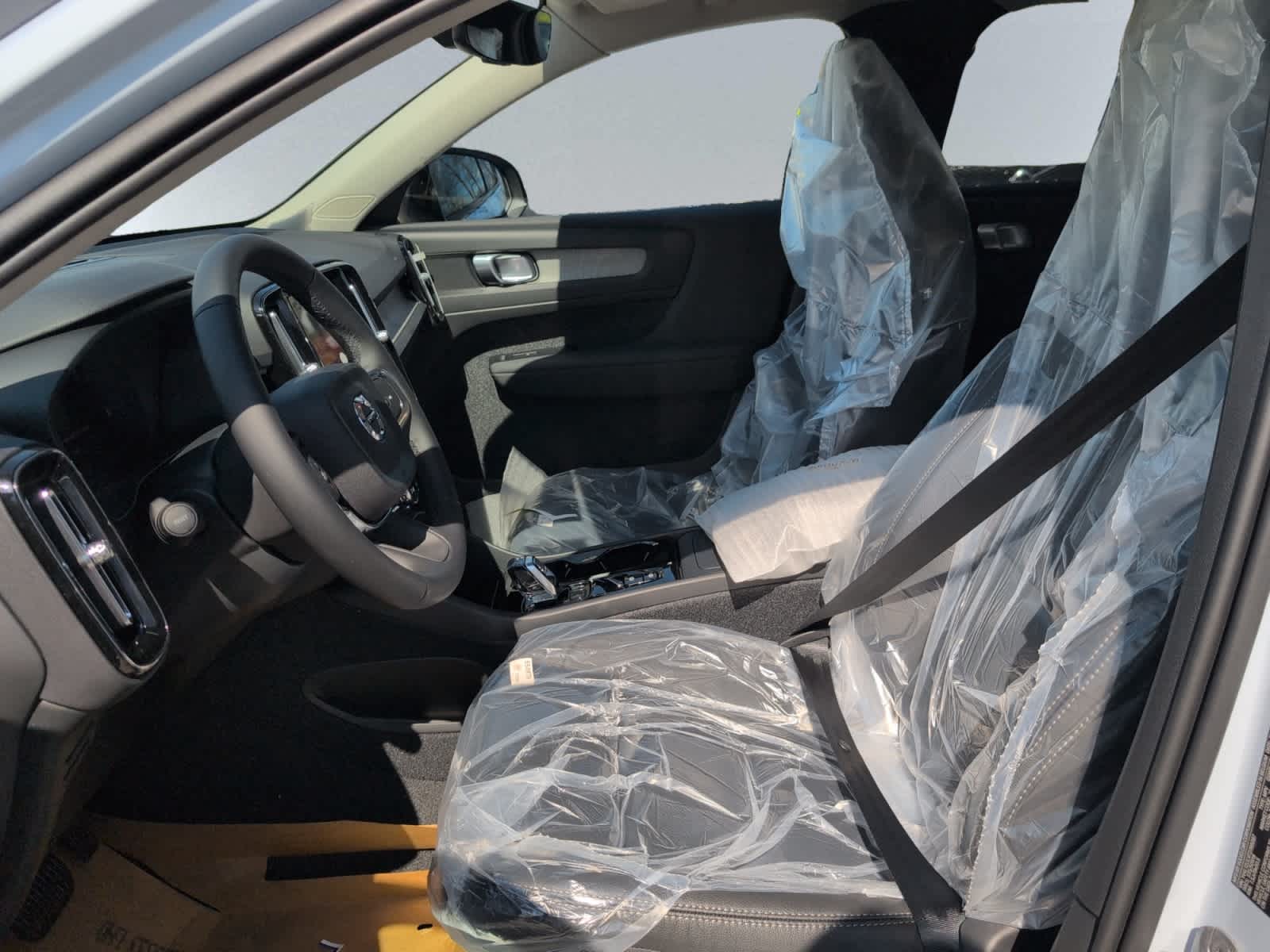 new 2026 Volvo XC40 car, priced at $50,035