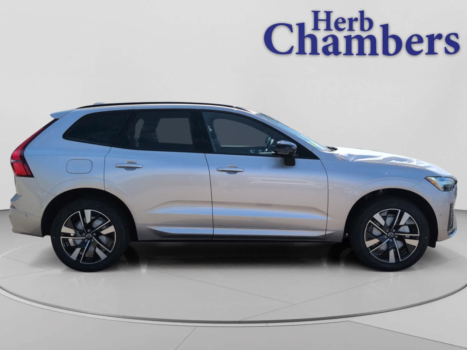 new 2026 Volvo XC60 car, priced at $57,720