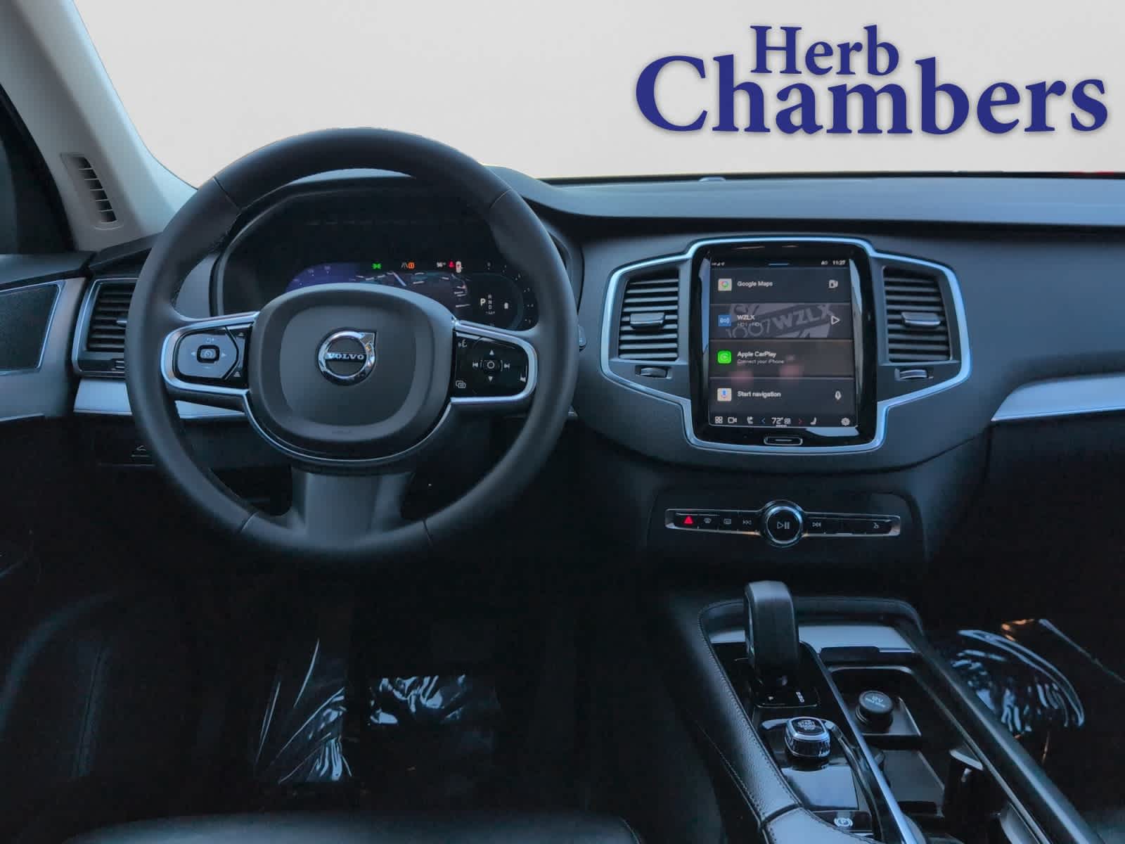 used 2023 Volvo XC90 car, priced at $38,996