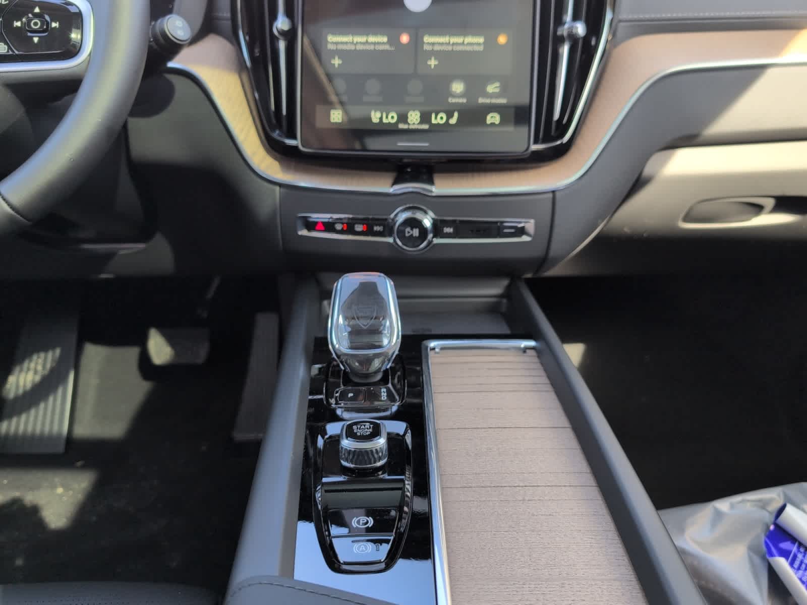 new 2026 Volvo XC60 car, priced at $64,470