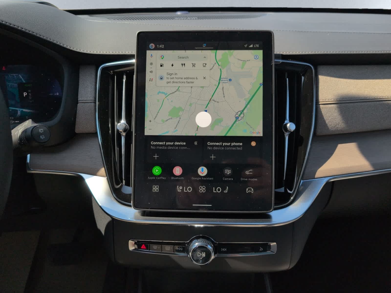 new 2026 Volvo XC90 plug-in hybrid car, priced at $86,130